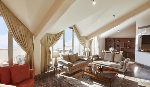 Suite, 3 Bedrooms, Terrace, City View