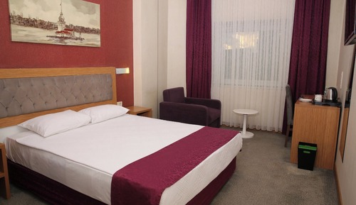 Standard Double Room, City View