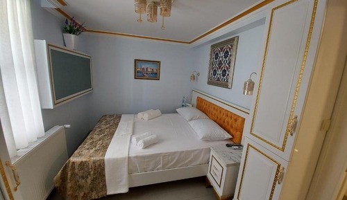 Junior Room