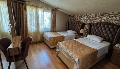 Standard Twin Room, 2 Twin Beds, Smoking