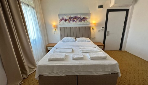 Classic Double Room, City View