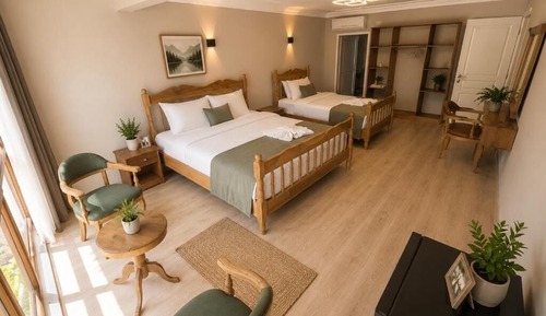 Apartment, Patio, Lake View