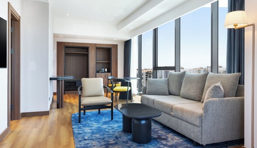 Suite, 1 King Bed with Sofa bed, City View