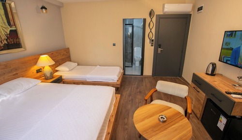 Family Triple Room, Balcony