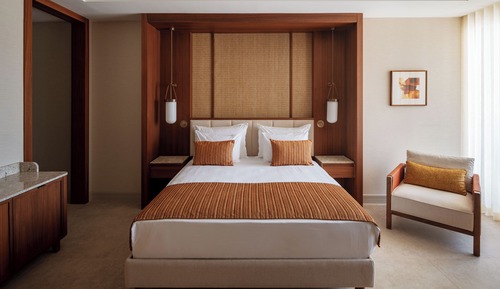Deluxe Room, Pool View