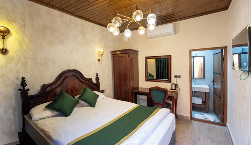 Standard Double Room, Courtyard View