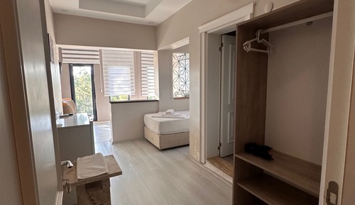 Triple Room, Balcony, Garden View