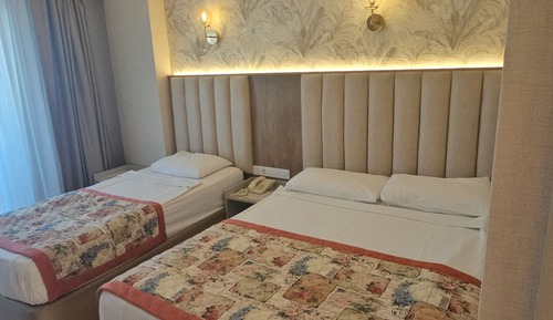 Standard Room, Balcony, Garden View