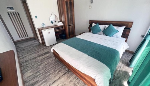 Double Room, Balcony