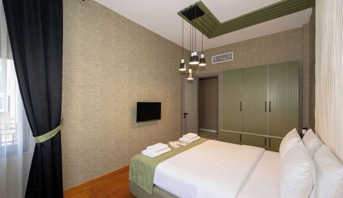 Deluxe One Bedroom Suite 1+1