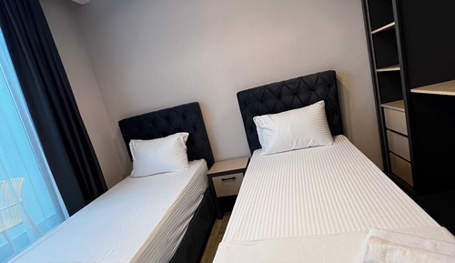 Deluxe Apartment, 2 Bedrooms, Non Smoking, Courtyard View ( -1 Floor )