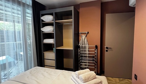 Deluxe Apartment, Non Smoking, City View