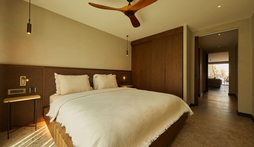 King Suite with Sea View