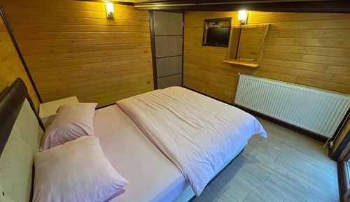 Comfort Triple Room, Lake View
