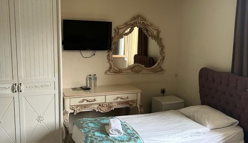 Classic Triple Room