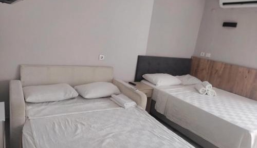 Classic Quadruple Room