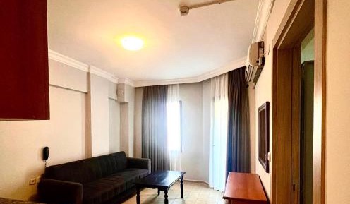 Classic One-Bedroom Apartment with King Bed