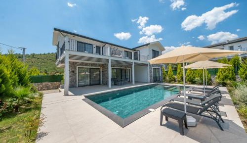 Villa with Private Pool