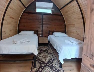 Standard Twin Room with Shared Bathroom
