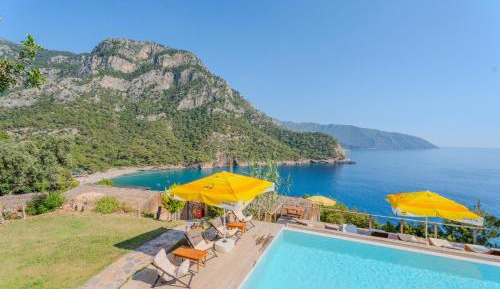 Deluxe Bungalow with Sea View