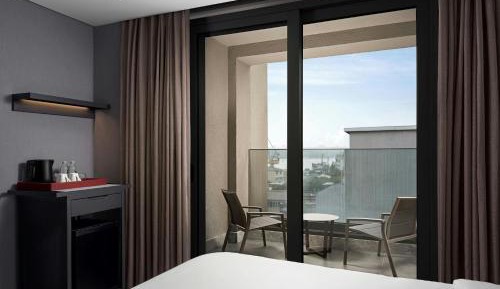 Deluxe King Room with Balcony