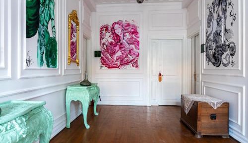 Deluxe Queen Room