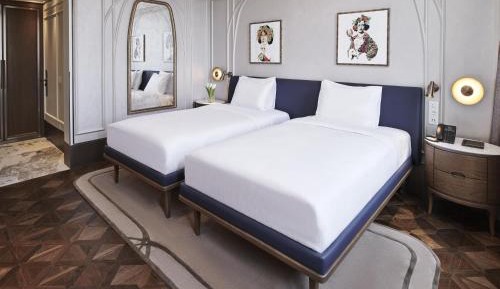 Superior Twin Room with View