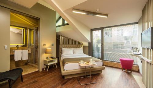 Double Room with Balcony