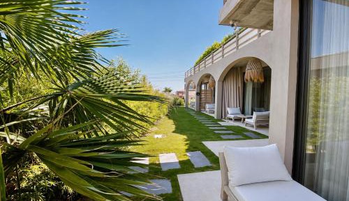 King Room with Garden View