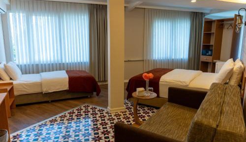 Premium Quadruple Room