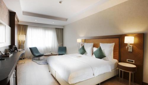 Junior Suite with Free Spa Access
