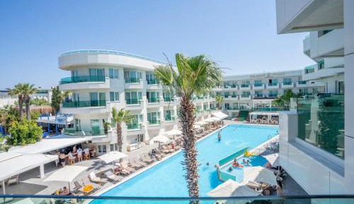 Suite with Sea View