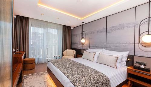 Superior Queen Room