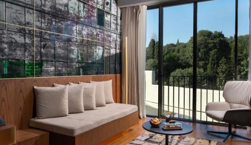 Premium Room with Nickelodeon Play Access