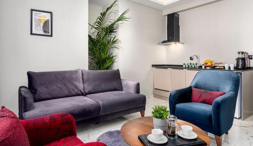 Suite with Garden View