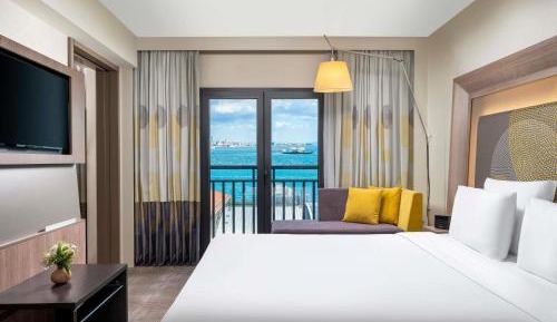 Executive Bosphorus Suite 