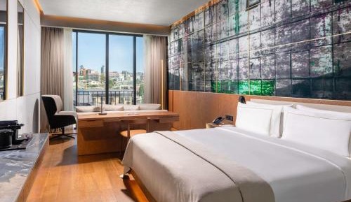 One-Bedroom Premium Suite with Partial Sea View and Balcony - Nickelodeon Play Access