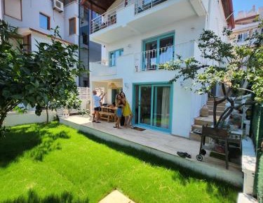 One-Bedroom House