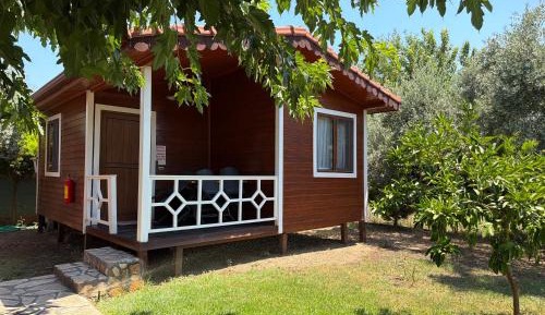 Deluxe Bungalow with Garden View