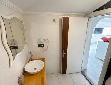 Double Room with Balcony and Sea View