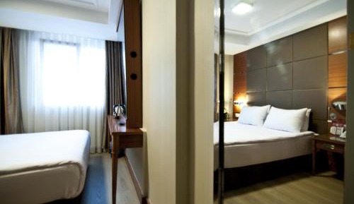 Economy Double or Twin Room