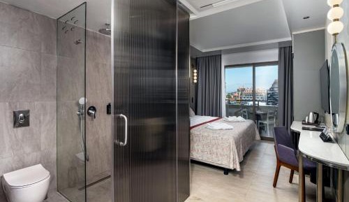 Triple Room with Mountain View