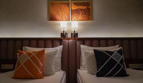 Twin Room with Urban View