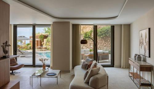 Suite with Private Pool