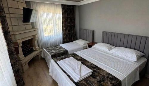 Triple Room with Balcony