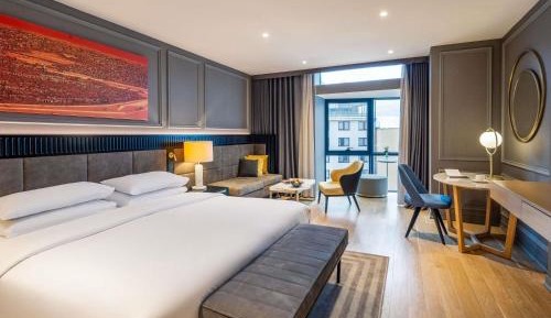 Superior King Room