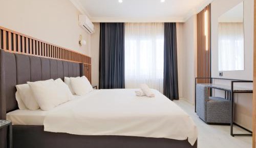 Two-Bedroom Deluxe Apartment