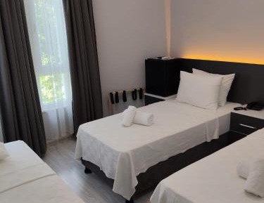 Triple Room with Garden View