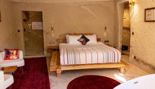 Queen Room with Spa Bath