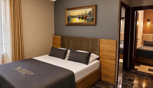 Family Suite with Lake View